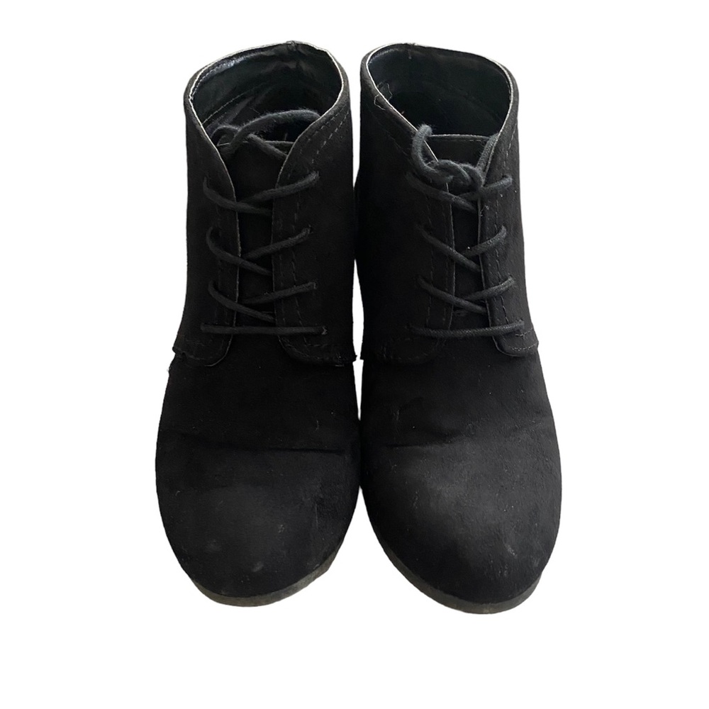 Arizona Ankle Boots Size 7.5 Women’s